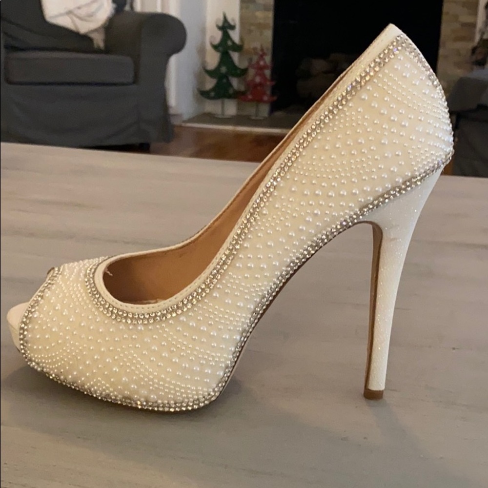 De Blossom wedding shoes, size 9, worn once